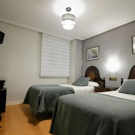 Gasthof Hospedium Plaza Mayor 2*